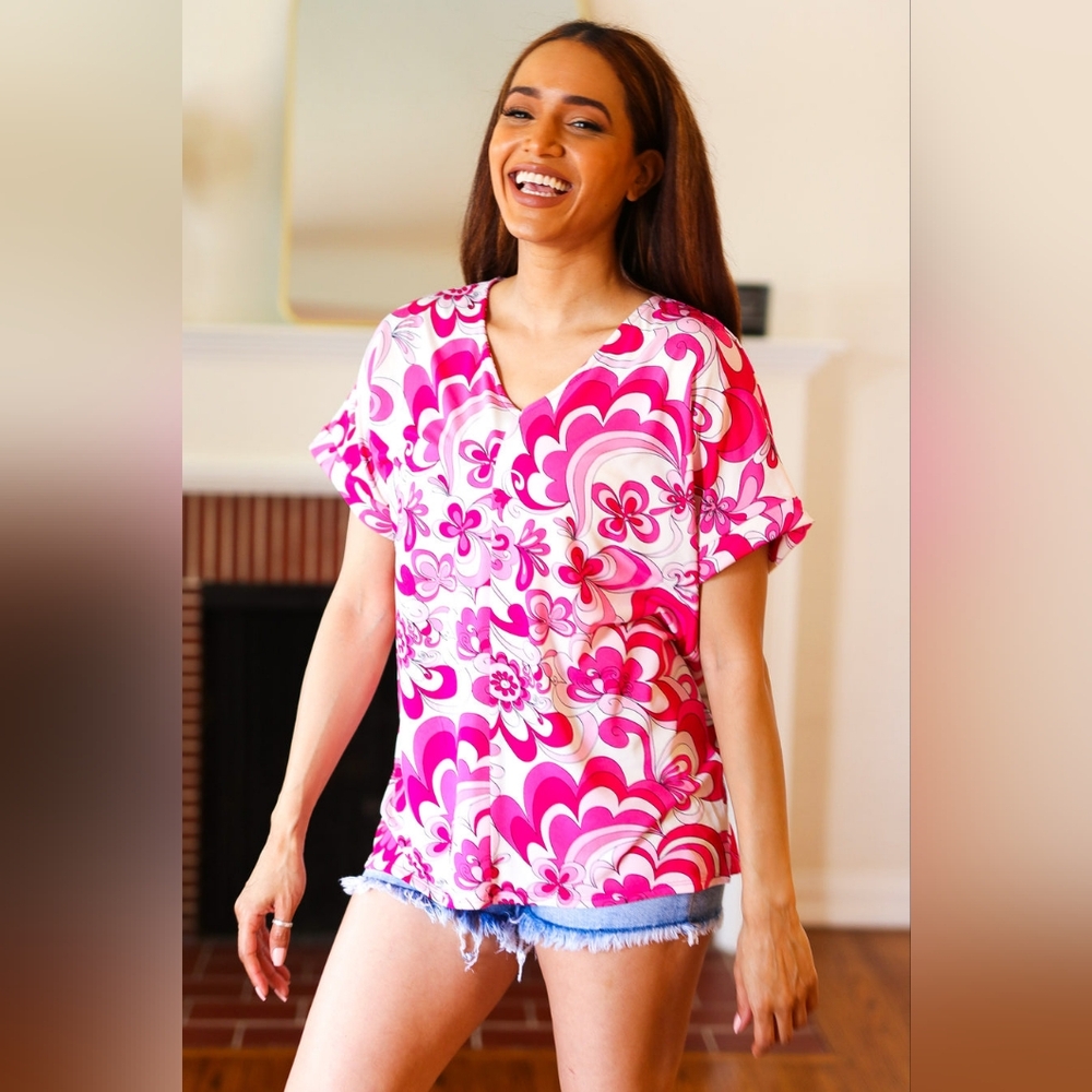 💥NEW Fuchsia Floral Design Top